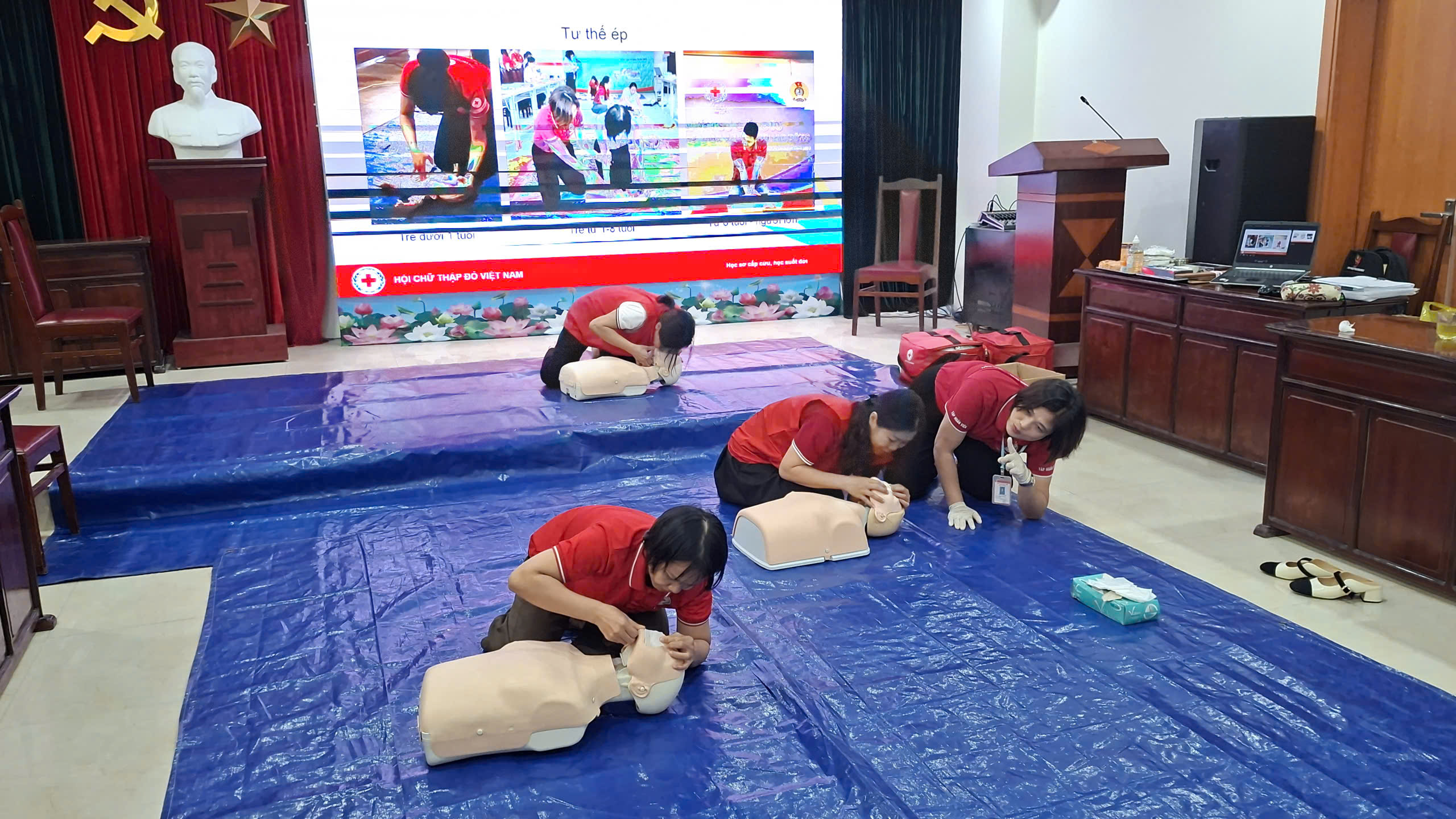 Nâng cao kỹ năng sơ cấp cứu cho cán bộ Hội Chữ thập đỏ Cụm thi đua số 7