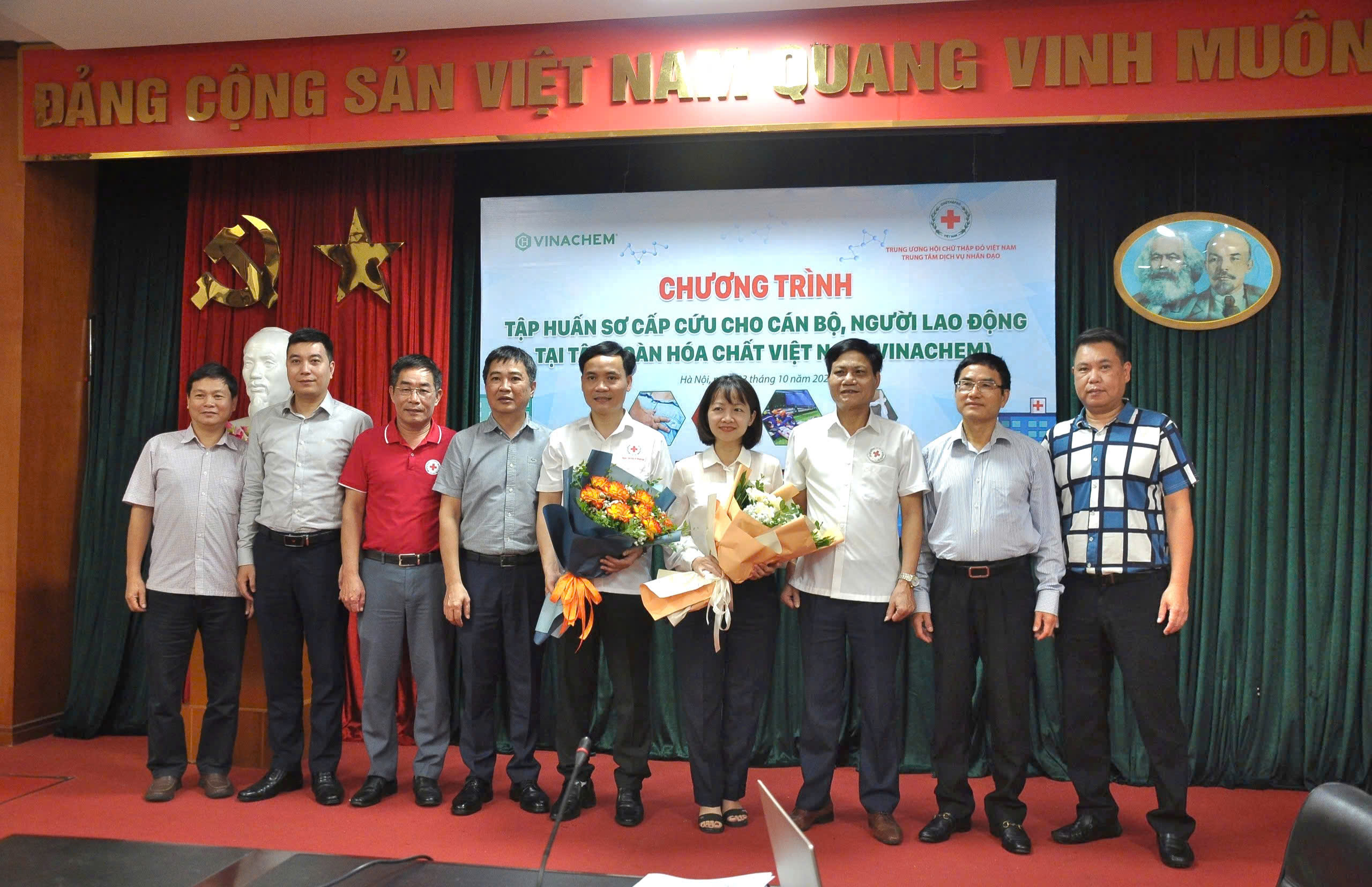 Trung tâm Dịch vụ Nhân đạo huấn luyện Sơ cấp cứu tại Tập đoàn Hóa chất Việt Nam